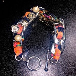 Feminine Ann Taylor vintage bracket